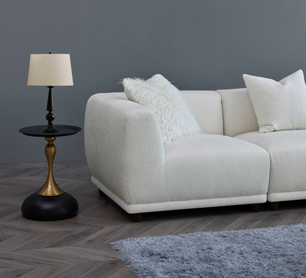 The Amara Modular Corner Group in Polar Boucle